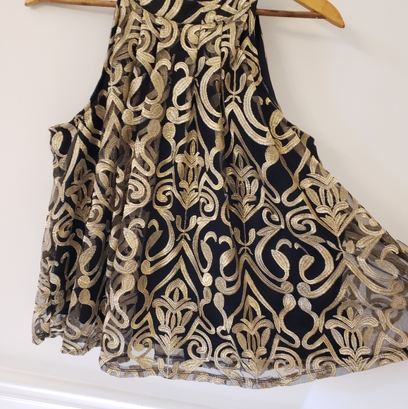 Romeo & Juliet Couture Brocade Black & Gold Halter Top Size XL - Picture 3 of 6